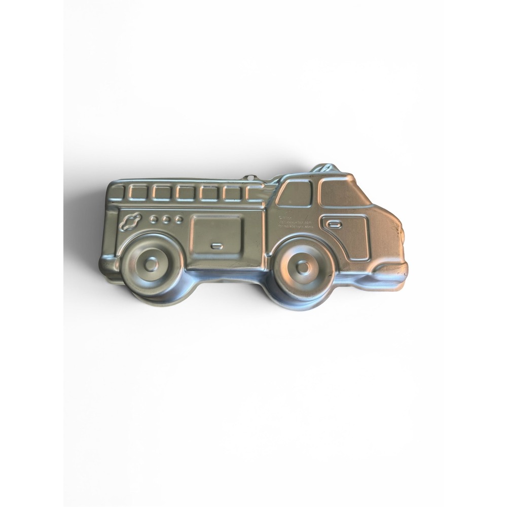 Wilton Firetruck Metal Cake Mold Baking Fire  Bakeware